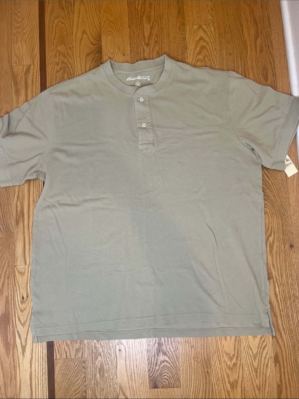 New Eddie Bauer Men's Short-Sleeve Henley Shirt